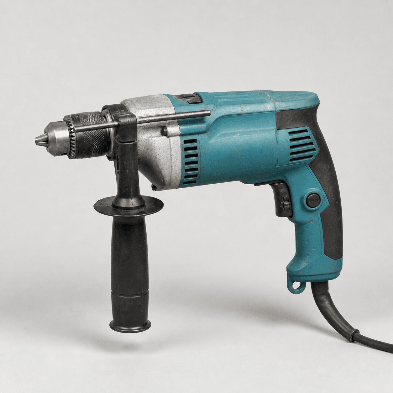 Makita HP1630 สว่านกระแทก 710W